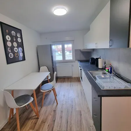 Residence Apartments 아파트 *